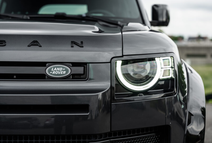 Land Rover Defender V8 Urban 10