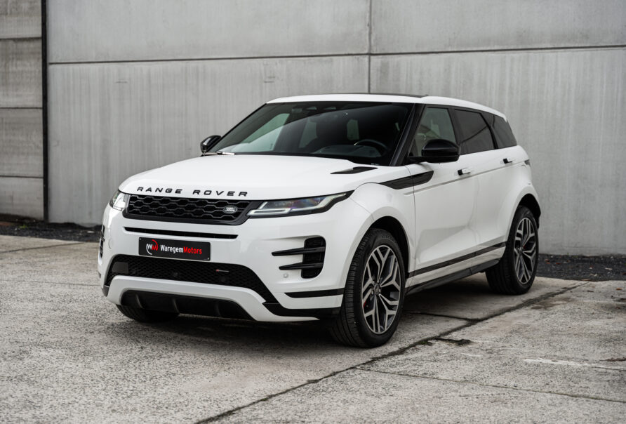Range Rover Evoque P300e 04