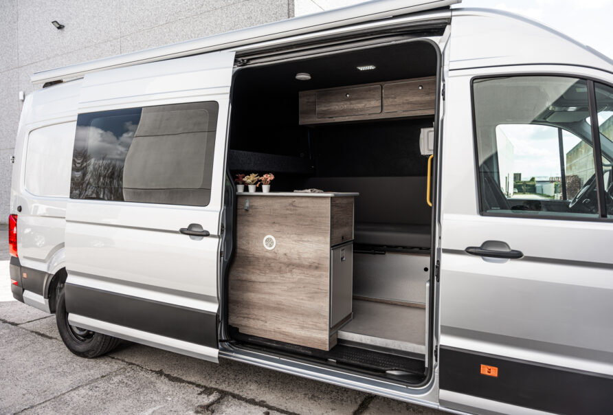 Volkswagen Crafter TDI Campervan 32