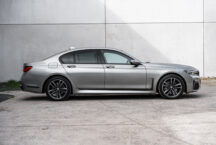 BMW 745e 64