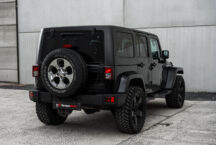 Jeep Wrangler zwart 5 deurs 28