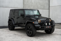 Jeep Wrangler zwart 5 deurs 42