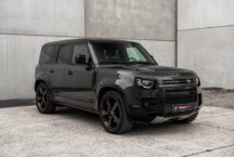 Land Rover Defender V8 03