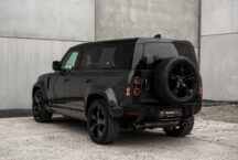 Land Rover Defender V8 13