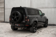 Land Rover Defender V8 16
