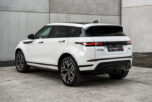 Range Rover Evoque P300e 19