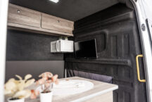 Volkswagen Crafter TDI Campervan 33