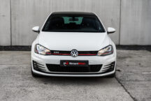 Volkswagen Golf GTI 01