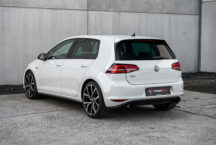 Volkswagen Golf GTI 17