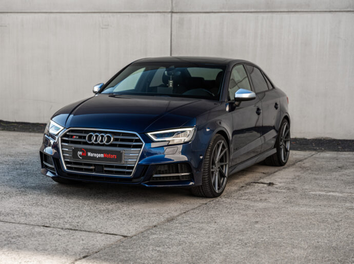 Audi S3 Limousine S Tronic 320Pk / Red Brakes-19"M+S Tires