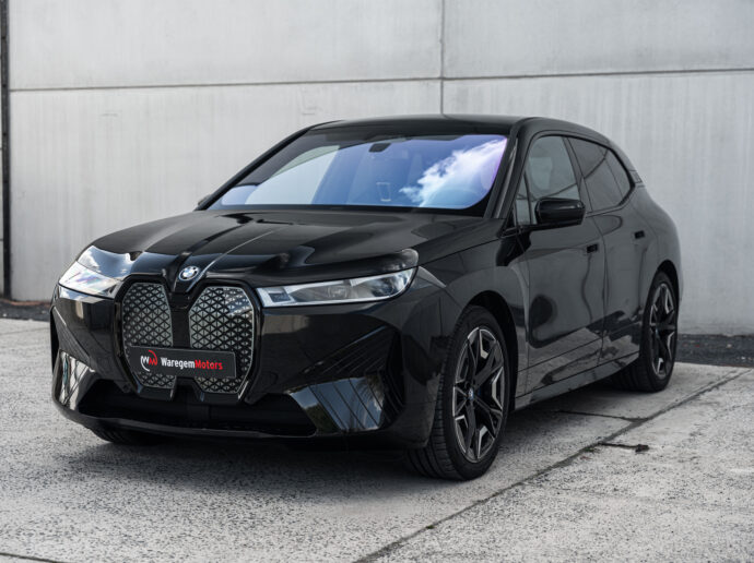 BMW IX xDrive50