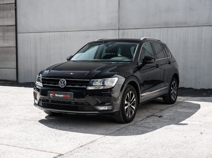 Volkswagen Tiguan | apple carplay | zetelverwarming | elektrische koffer | Auto hold